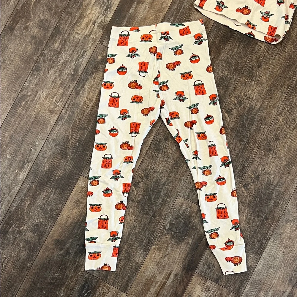 Halloween Star Wars Kids Pajama Set - Cream and Red - Picture 9 of 10